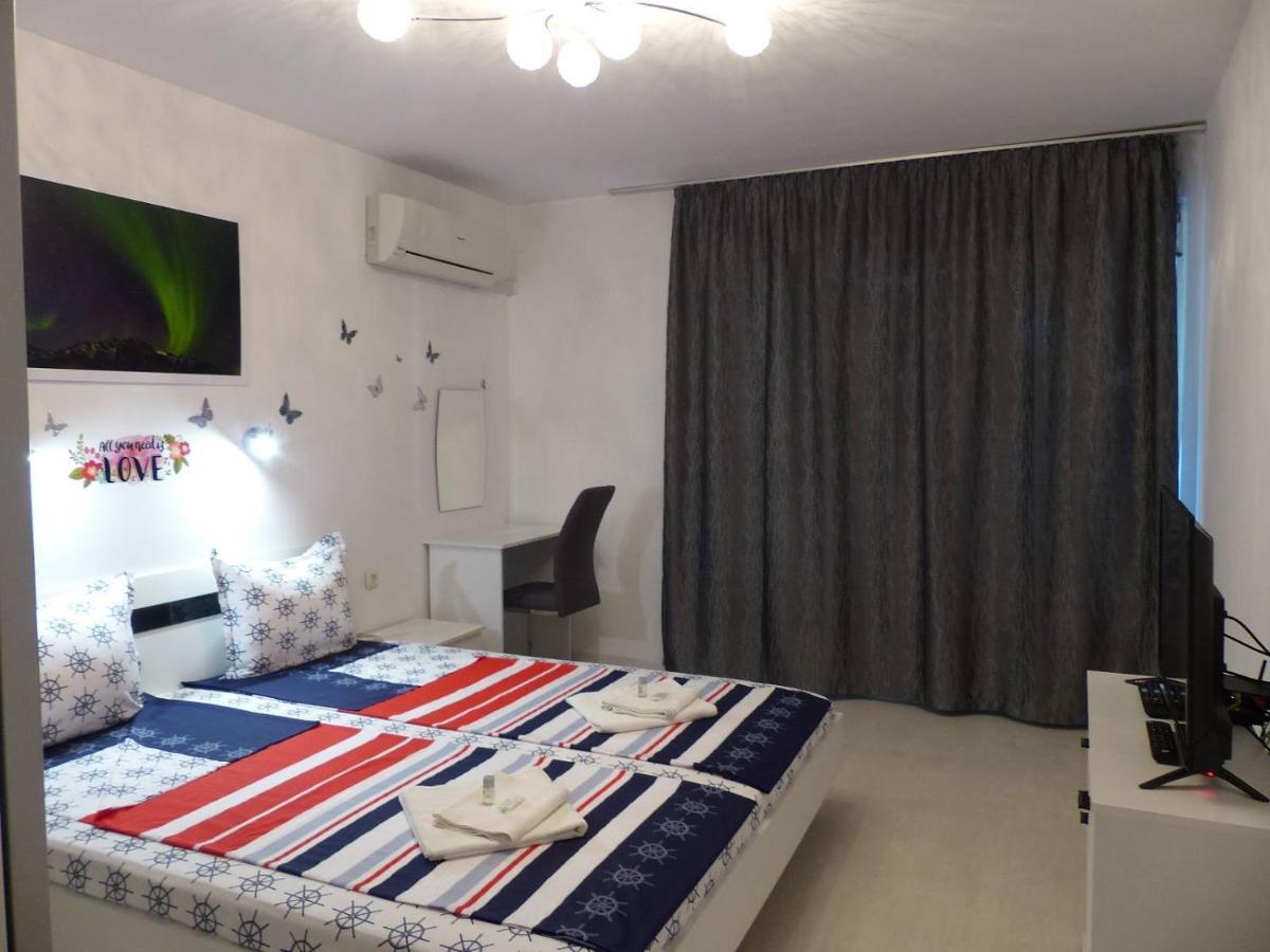 Apartament Holiday Burgas ภายนอก รูปภาพ